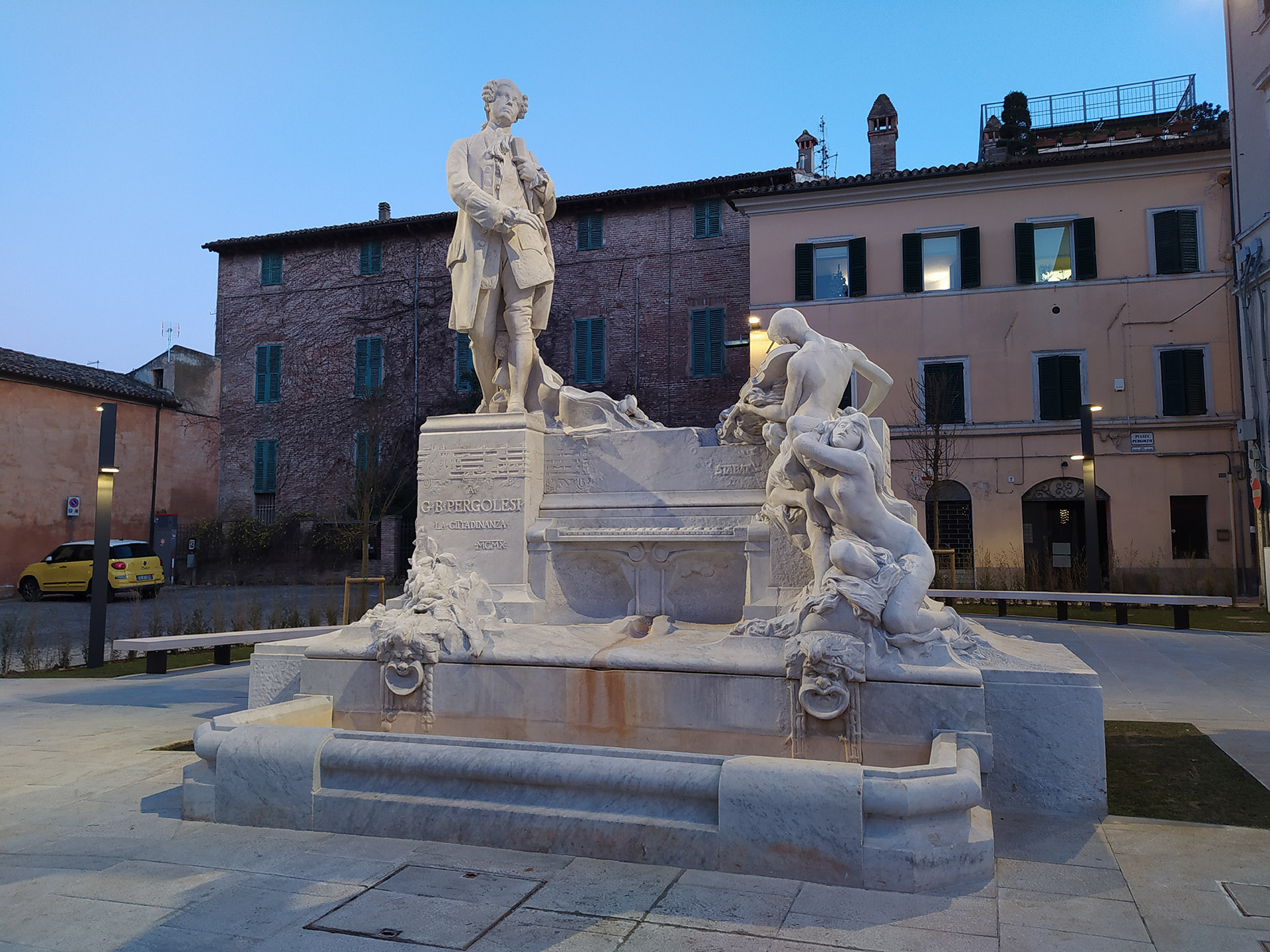 Monumento a Pergolesi
