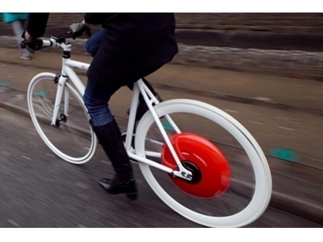 Biciclette al posto delle auto di servizio