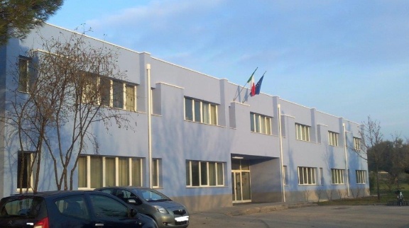 La nuova scuola Leopardi La nuova scuola Leopardi