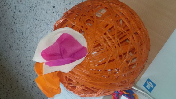 Uovo di rafia Uovo di rafia