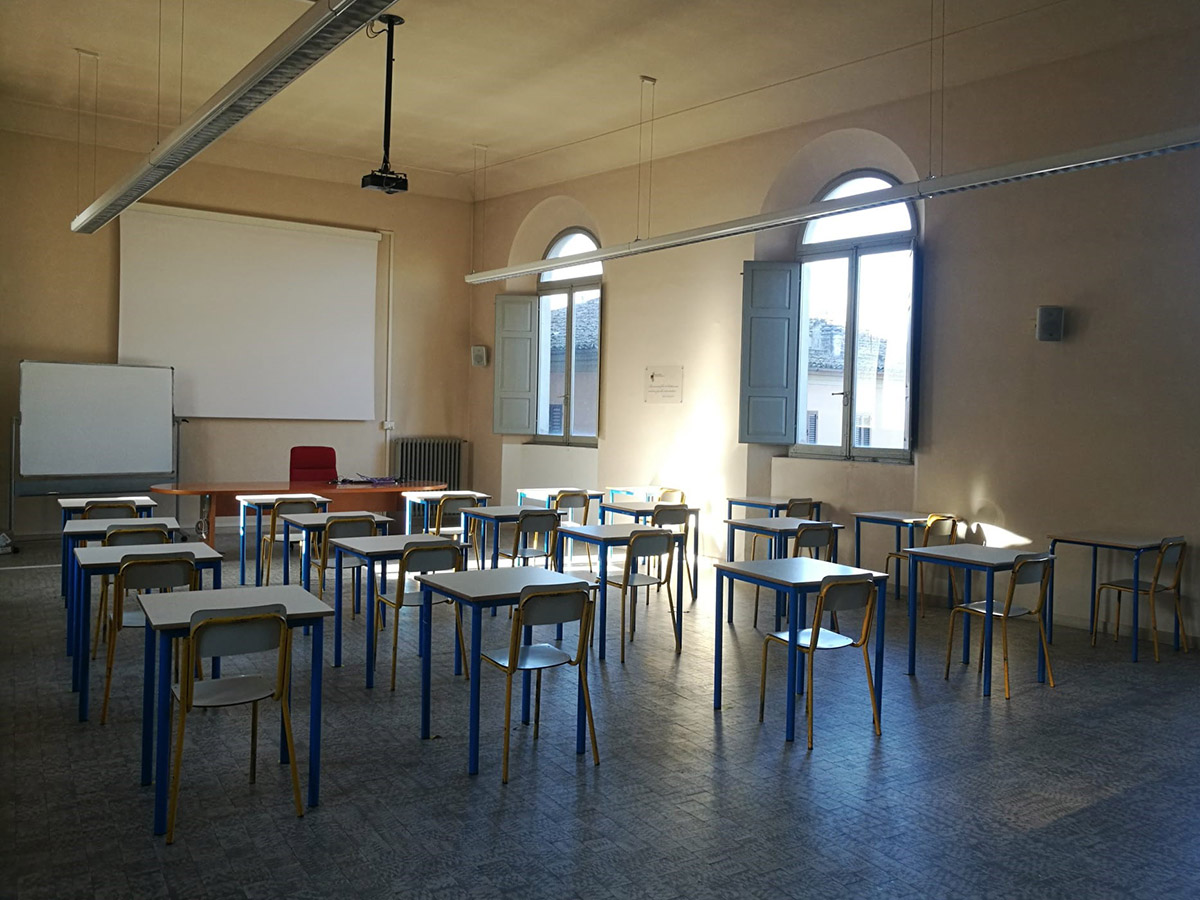 Interno della Scuola Borsellino