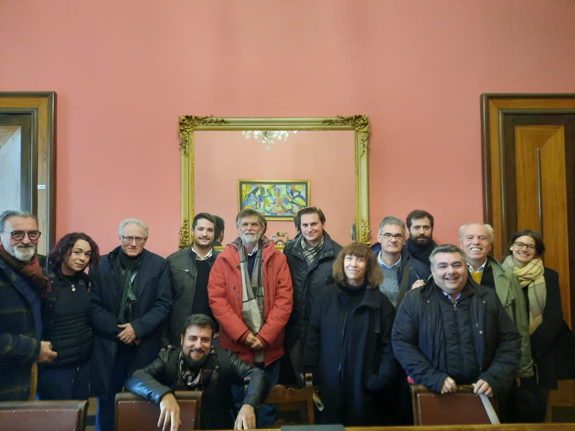 Jacopo Fo insieme ai rappresentanti delle associazioni e della Giunta