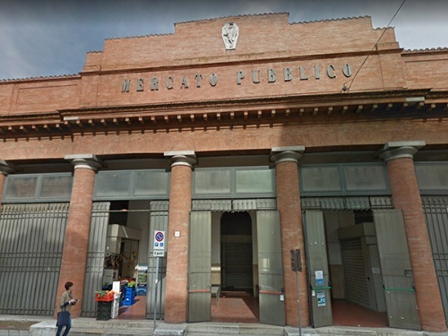 Mercato di Via N. Sauro Mercato di Via N. Sauro