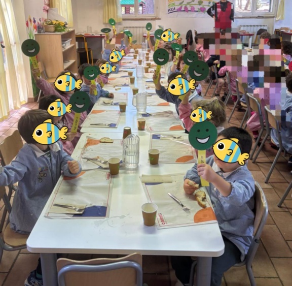 Alunni durante una lezione Alunni durante una lezione
